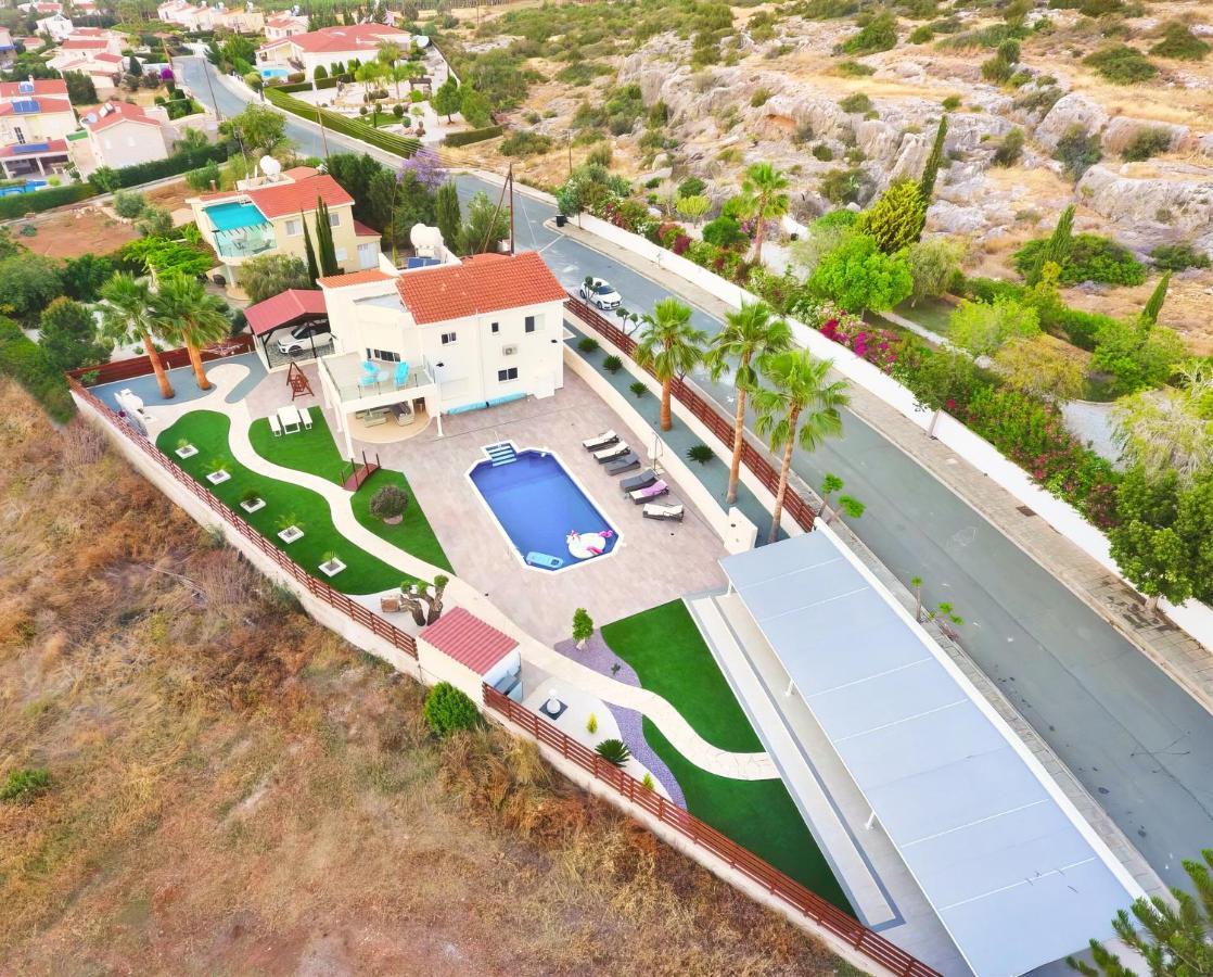 Villa Prasino Coral Bay Exterior photo